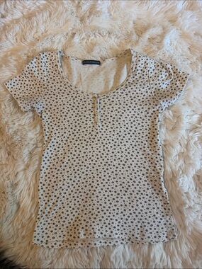 Brandy Melville Cream Tee with Navy Floral Dots